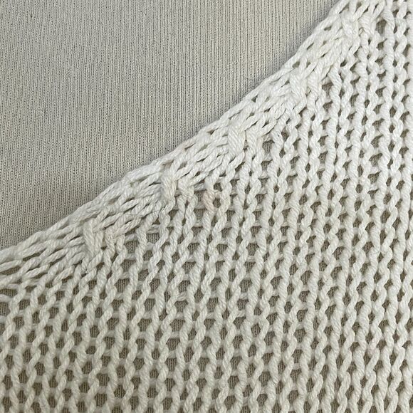 Wooden Ships Anthropologie Paola Buendia Sweater X-Small Small White Red XOXO - Picture 2 of 9